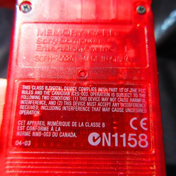 Playstation 2 8 MB Memory Card Red Color - Picture 4 of 7